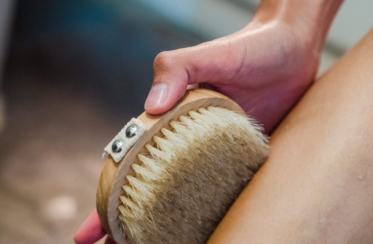 The Benefits of Dry Brushing