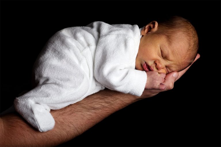 Colicky Baby? Homeopathy to the Rescue